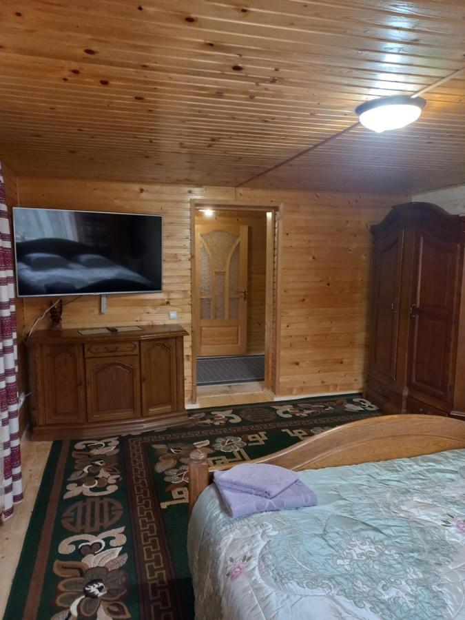 Садиба Федорчуків За Рікою Sheshory Exteriör bild